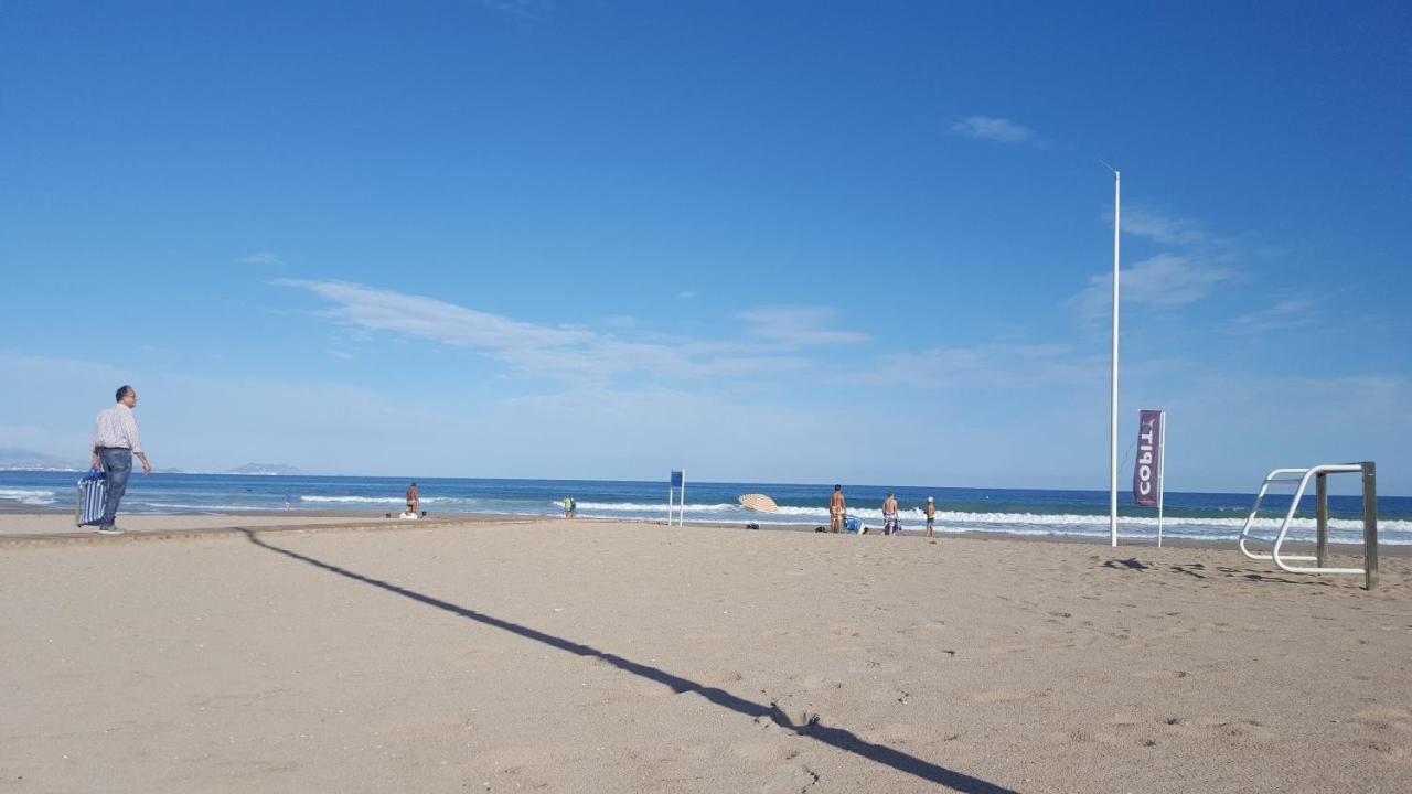 Apartamento A 50 Metros De La Playa Muchavista El Campello Exterior photo